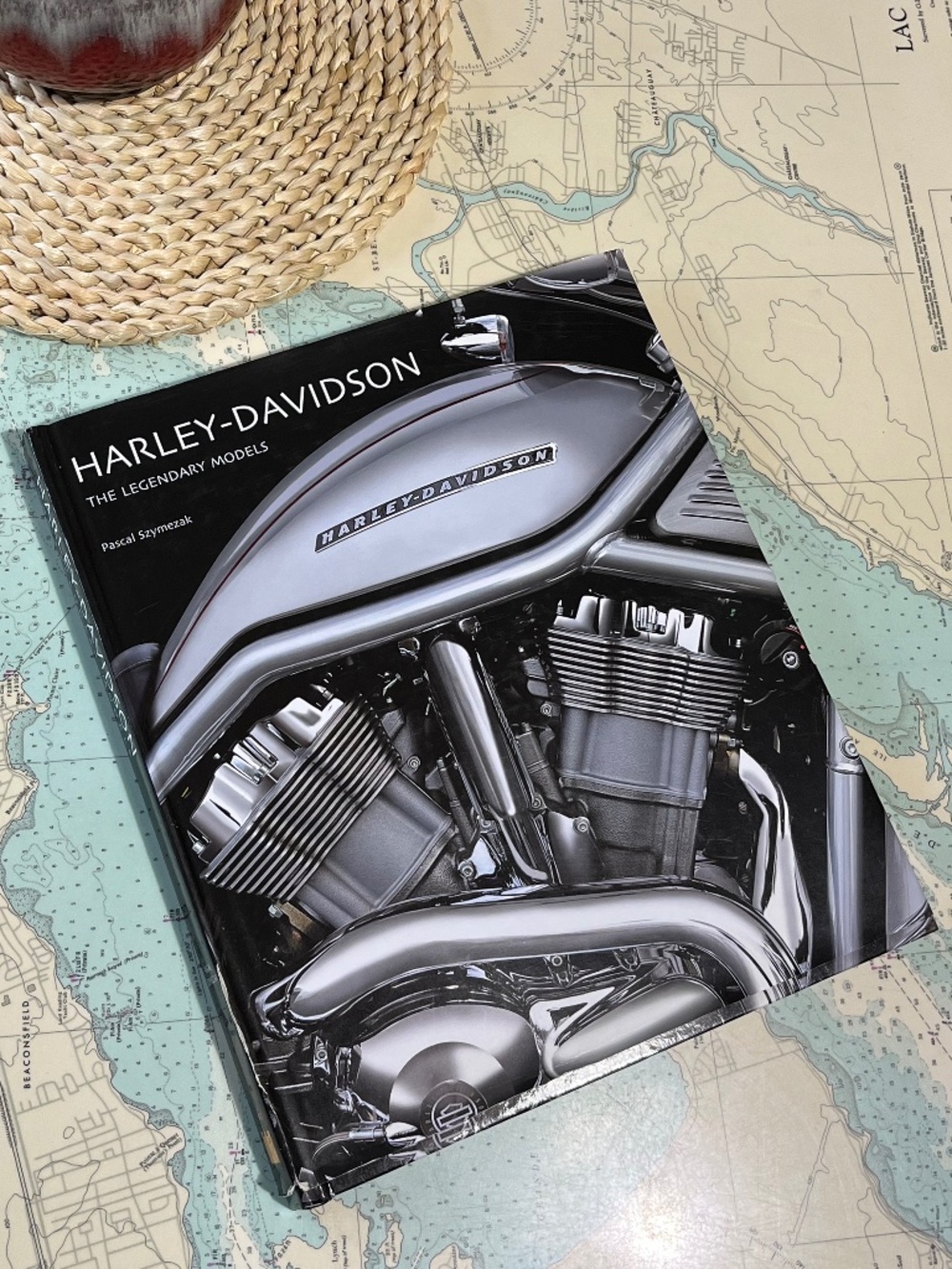 Vintage Harley Davidson The Legendary Models by Pascal Szymezak